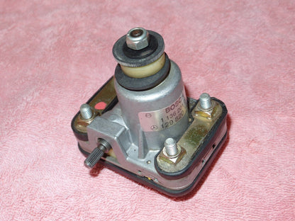 Mercedes sl Seat Height Adjuster Motor Gear 300sl 500sl 600sl 300 500 600 r129