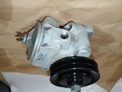 Mercedes SL Pump Power Steering w107 107 380sl 380 500 450 1264600080 pulley