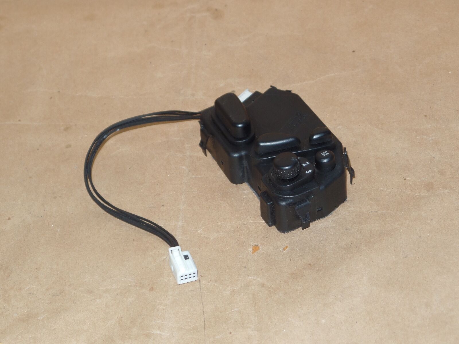 Mercedes power seat control module switch 2038207210 230 w203 c240 c230 32 c320 