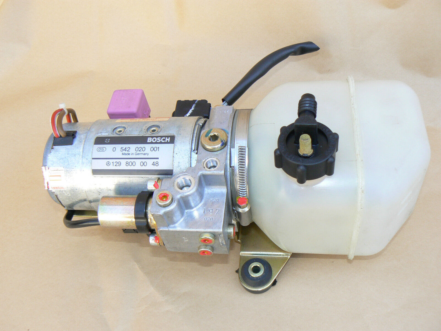 MERCEDES W129 Convertible Pump sl 320 600 500 sl600 129 300 1298000048 CE 430