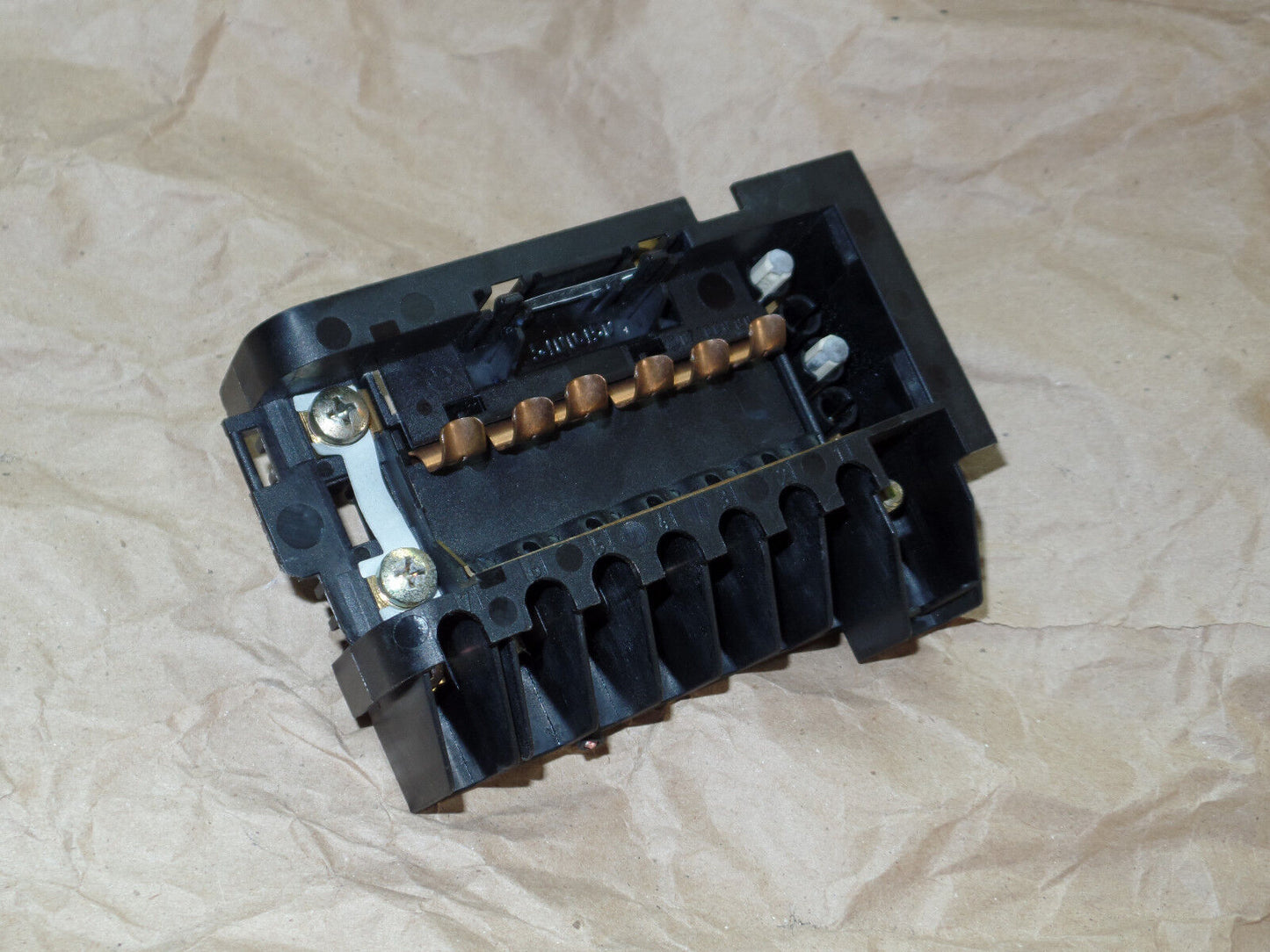 SL Trunk Small Fuse Box Relay R129 300sl 300 500sl 600 500 320 600sl 1295400450