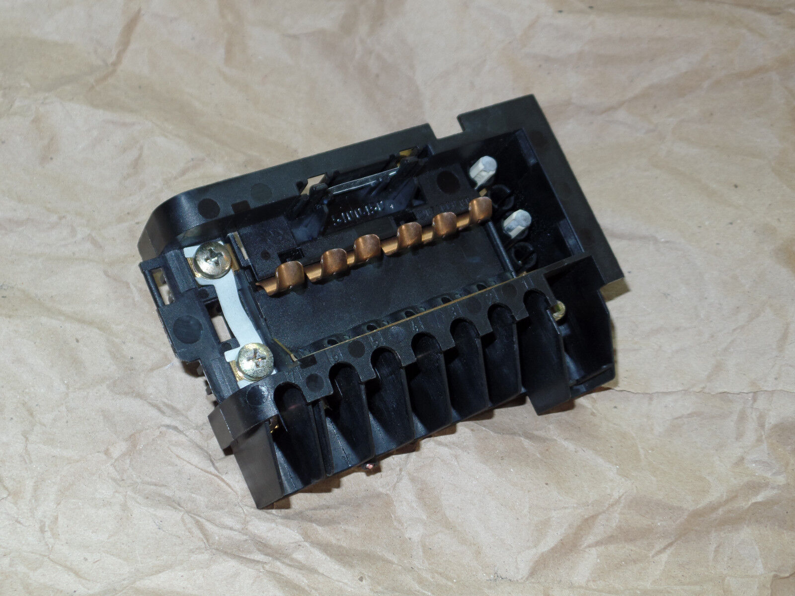 SL Trunk Small Fuse Box Relay R129 300sl 300 500sl 600 500 320 600sl 1295400450