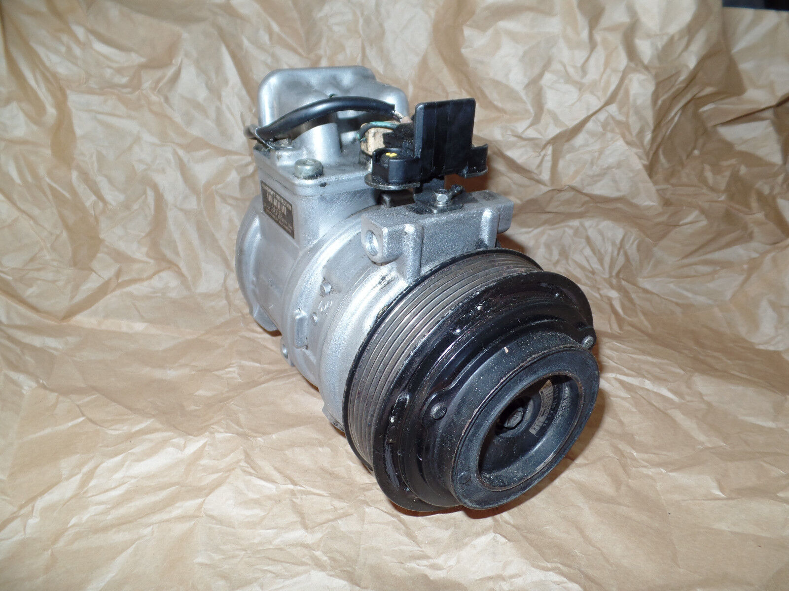 SL r129 AC Compressor 300sl 300 SE 300E SEL S 190E CE 300TE 129 sl500 1161310201