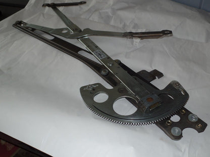 Mercedes SL Window Regulator 450sl 380sl 560sl W107 SLC 380 450 560 107 R107 350