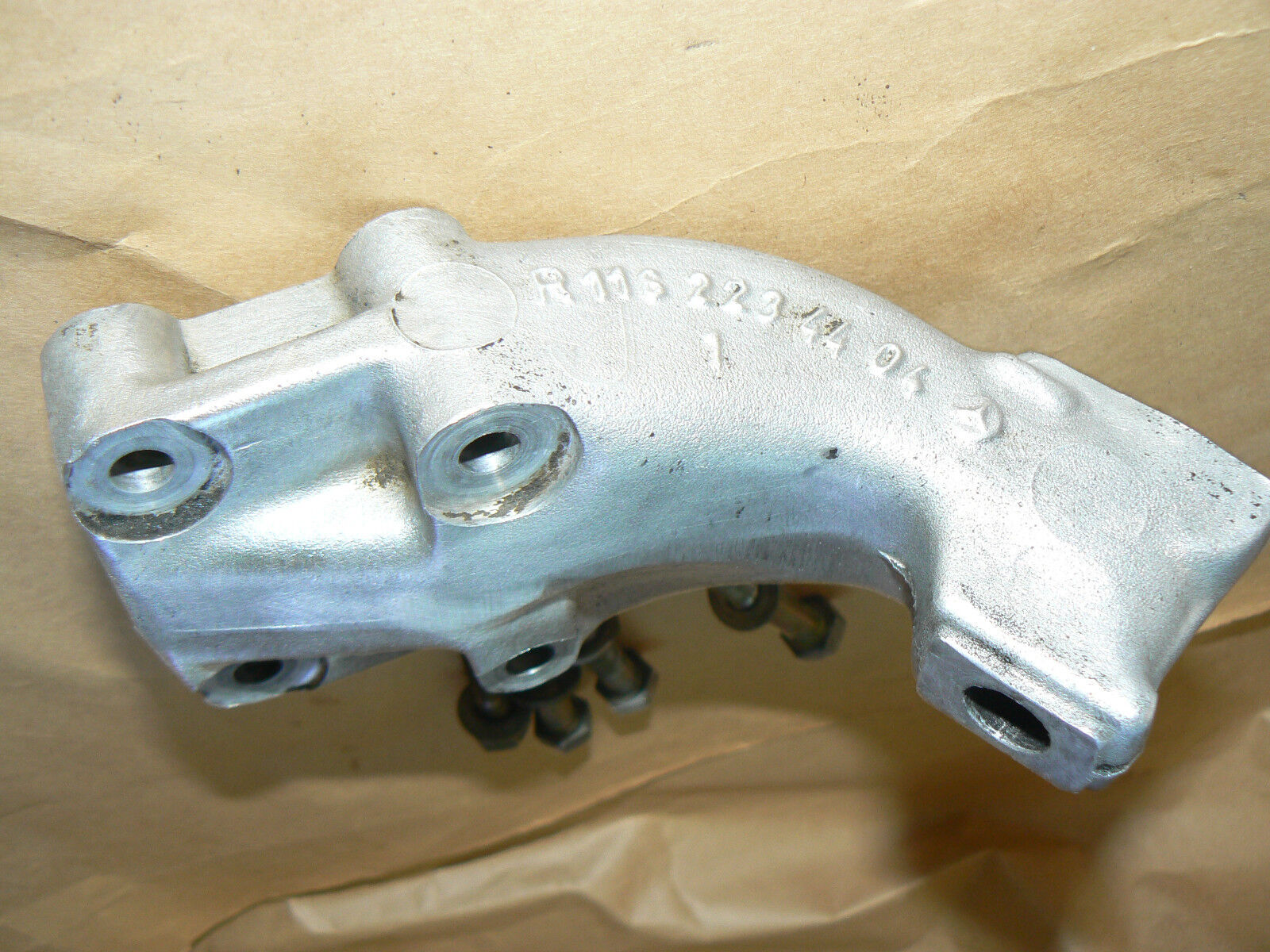 MERCEDES SL Engine mount support 560 450 107 SLC  W107 380sl motor 1162234404