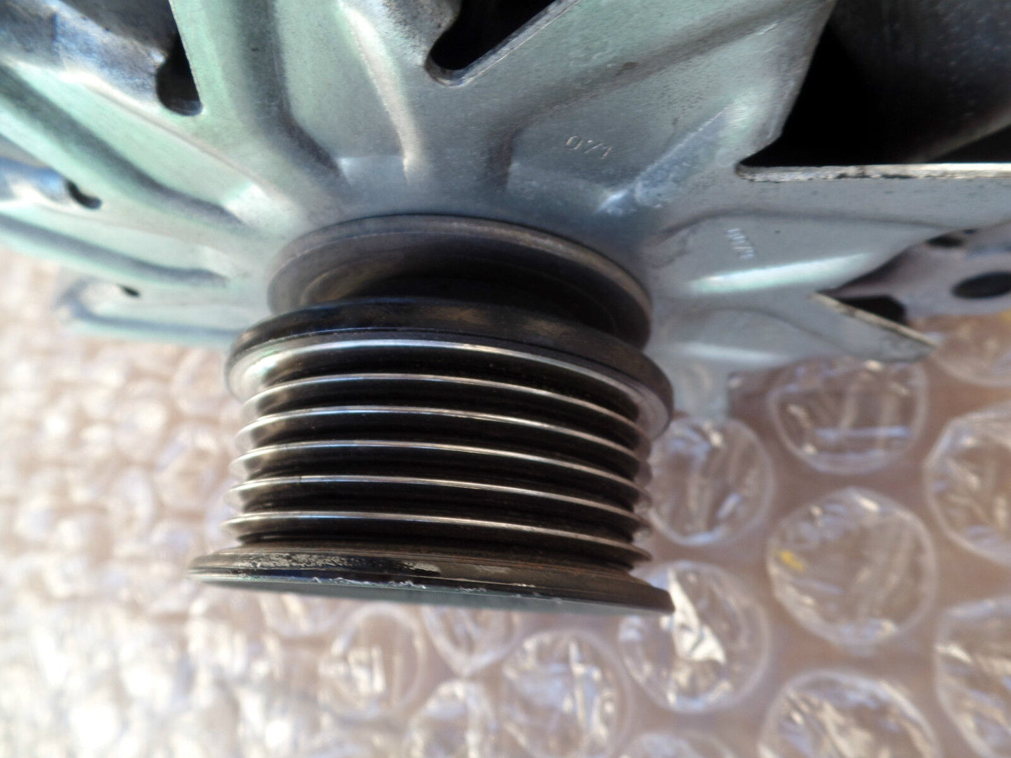 MERCEDES SL Alternator Pulley 300sl 300 r129 129 r 300SD SD s350 0081544002
