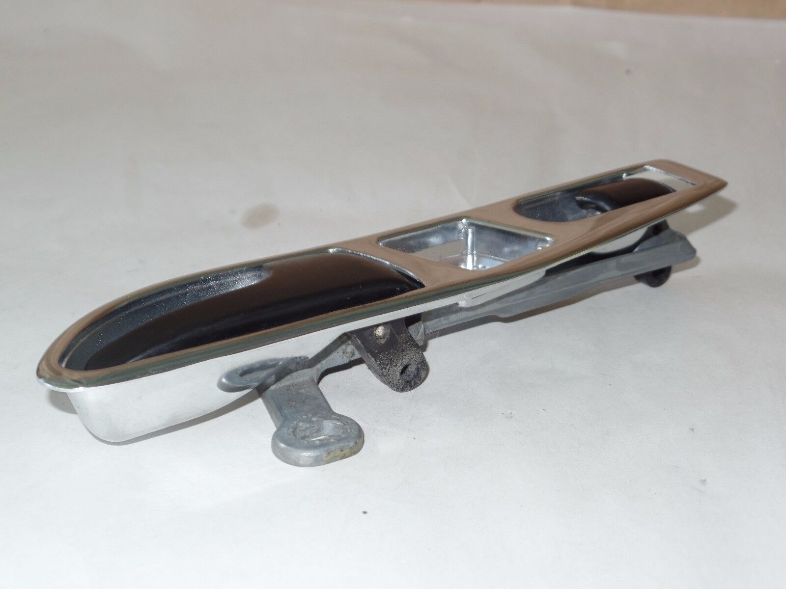 Mercedes SL w107 Interior Door Handle 560sl 380sl 450sl 450 380 560 1077600461