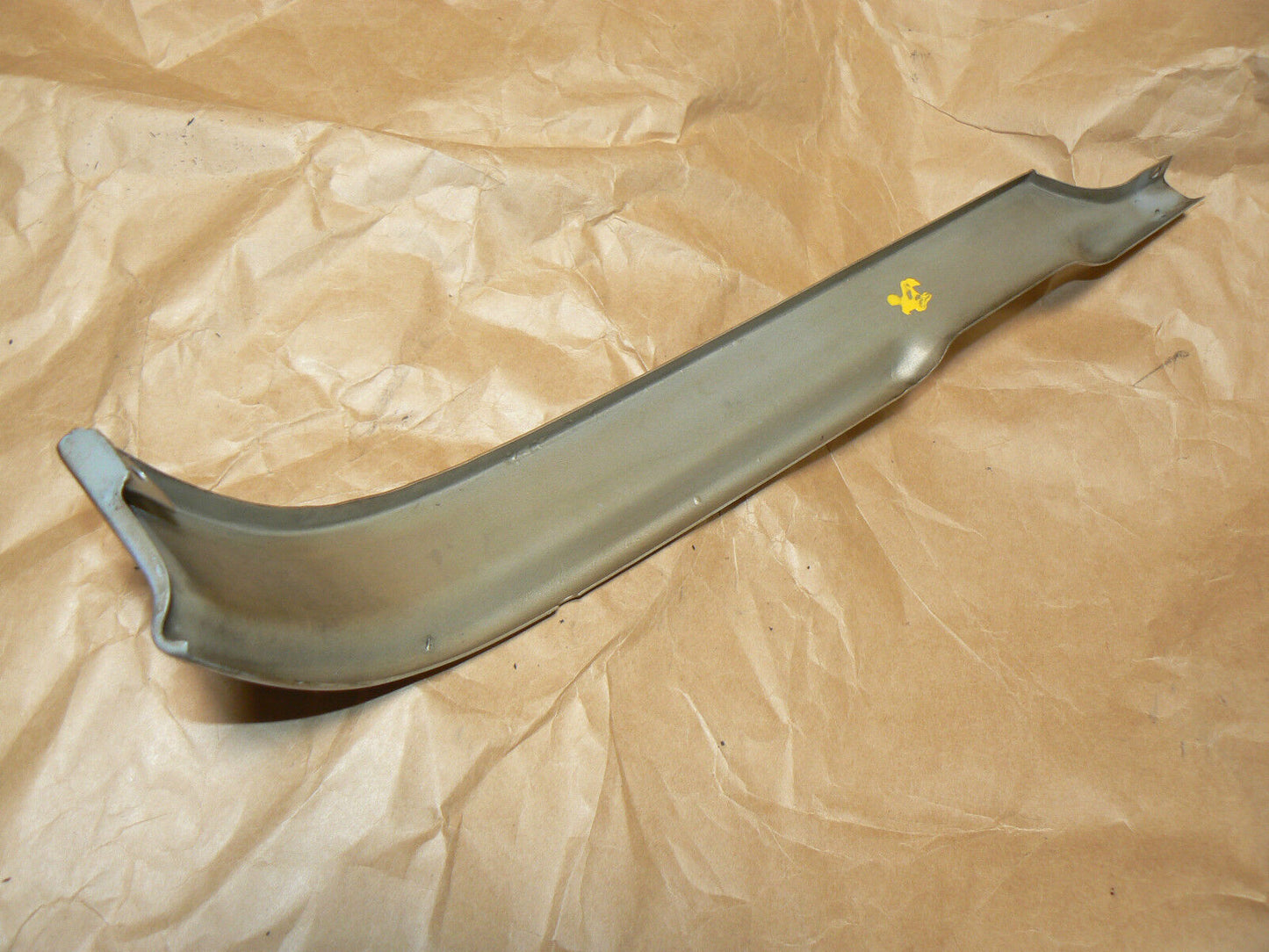 Mercedes SL 107 Headlight Valance Molding 380sl 450sl 560sl 380 560 280 450 w107