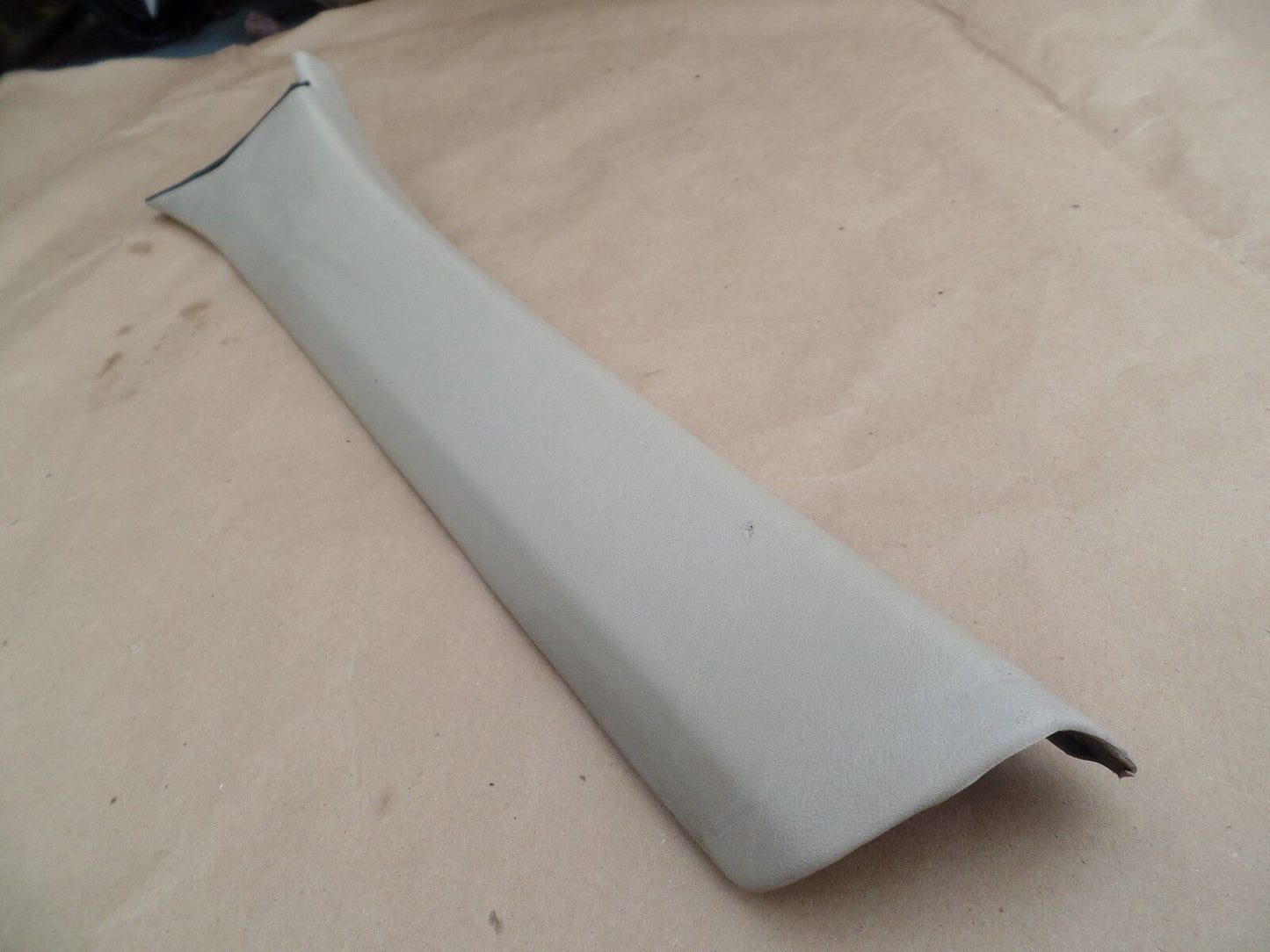MERCEDES sl wind shield Pillar 300sl500sl 320sl 600sl 300 500 600 molding trim