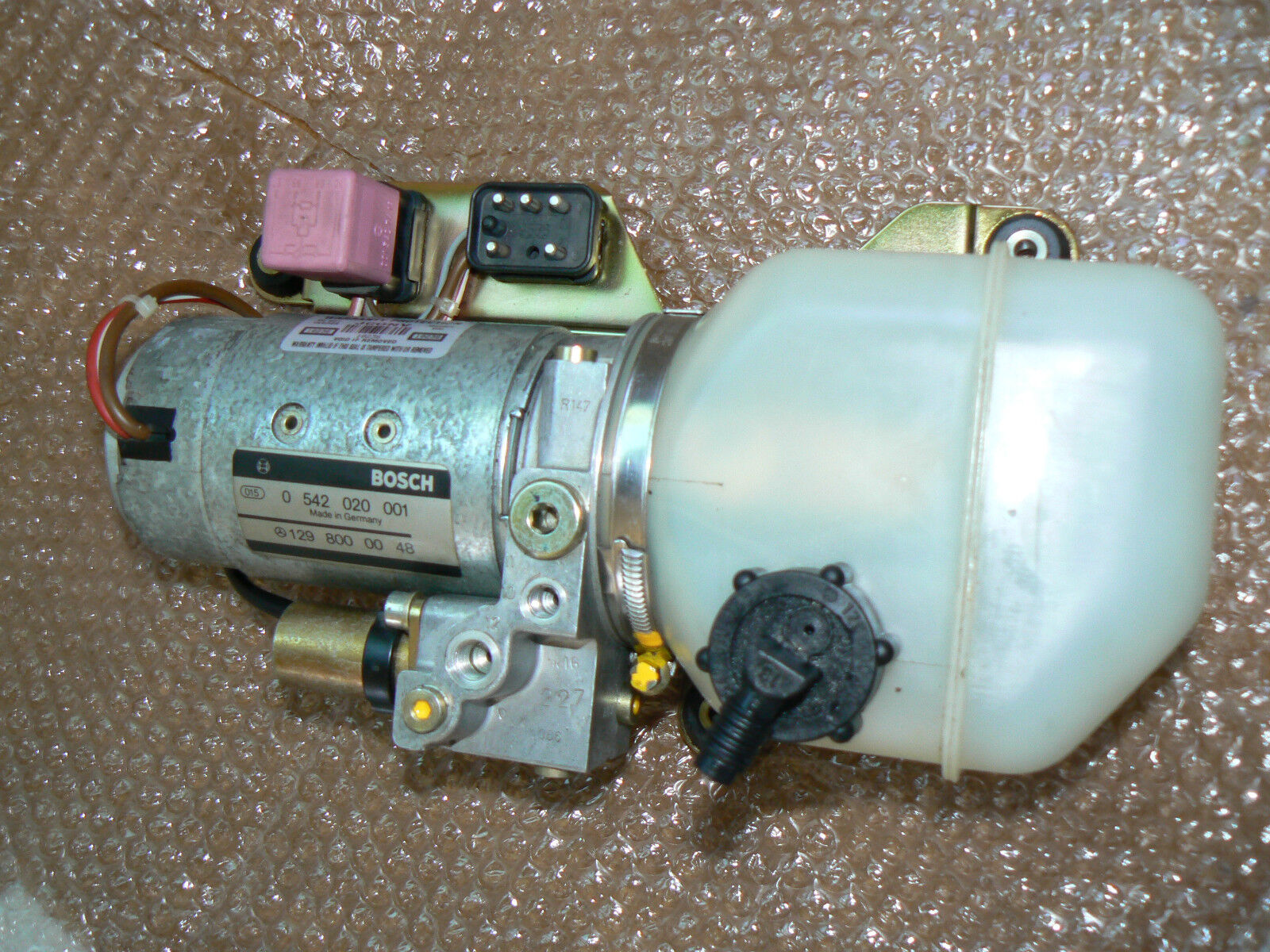 MERCEDES W129 Convertible Pump sl 320 600 500 sl600 129 300 1298000048 CE 430