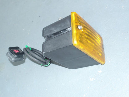 MERCEDES 107 TURN SIGNAL 450 380 560 SLC sl light 500 450sl 560sl w107 r107 350
