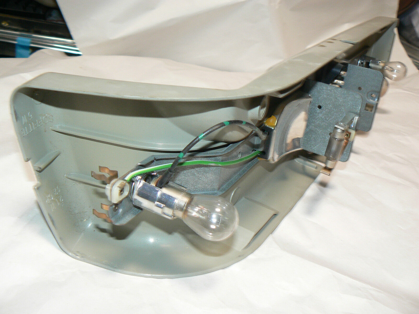 SL W107 Tail Light back cover 450sl 380 slc 107 350 450 slc 560 280 1078201664