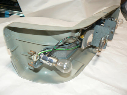 SL W107 Tail Light back cover 450sl 380 slc 107 350 450 slc 560 280 1078201664