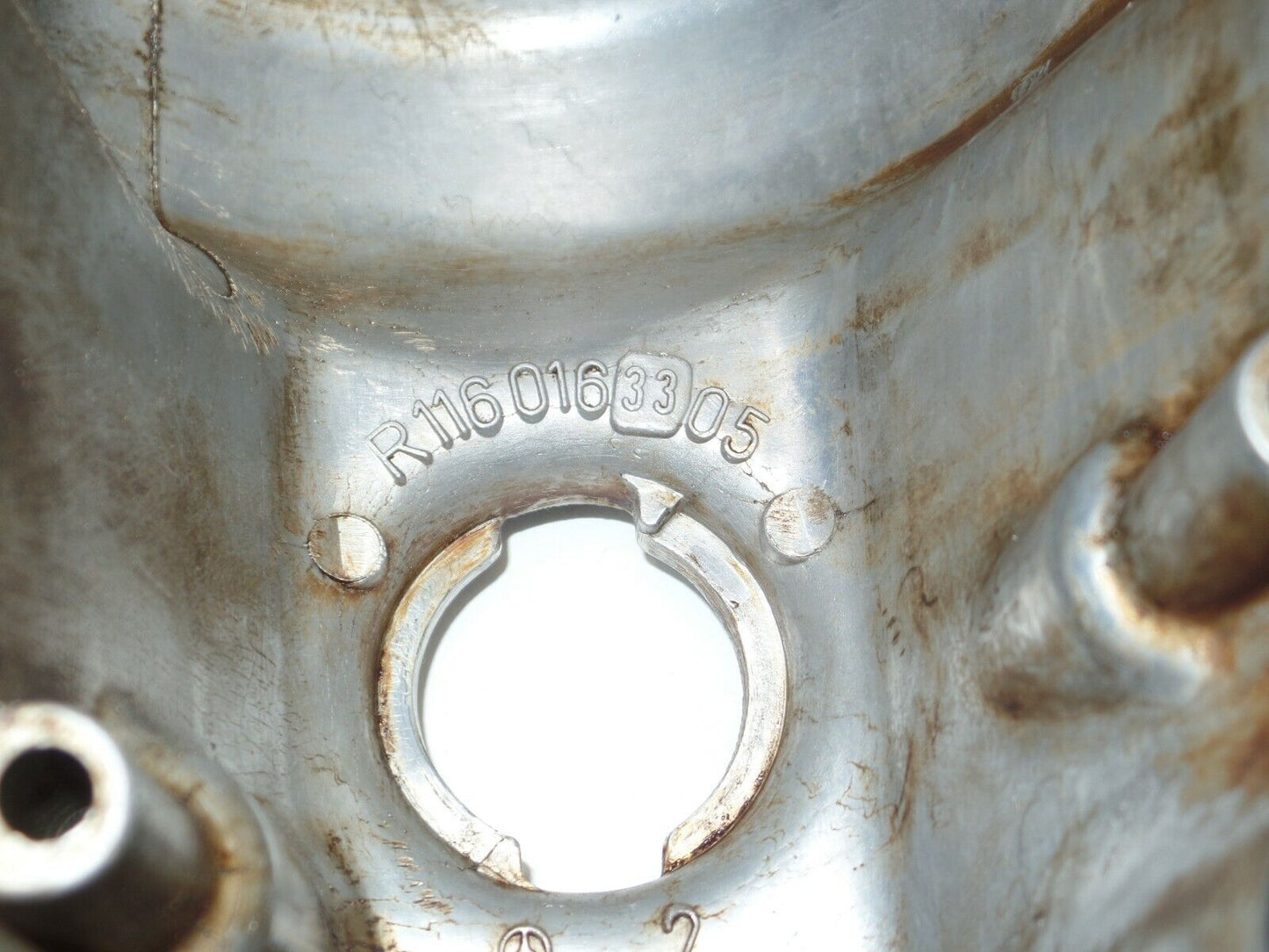 R107 380 sl Valve 450sl 450 107 SLC COVER W107 1160163305 cylinder head Right