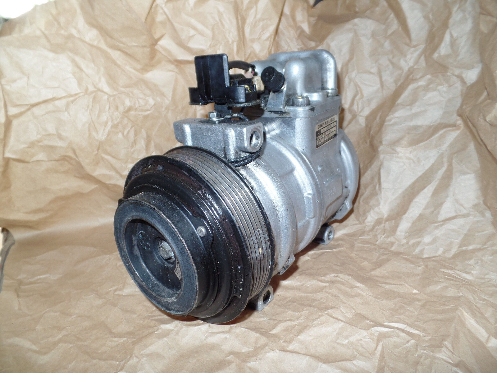 SL r129 AC Compressor 300sl 300 SE 300E SEL S 190E CE 300TE 129 sl500 1161310201