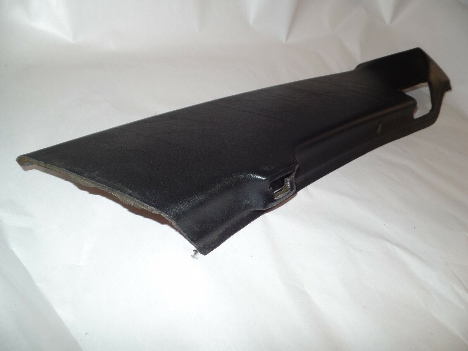 sl wind shield upper 300sl500sl 320sl 600sl 300 500 600 molding trim 1296900125