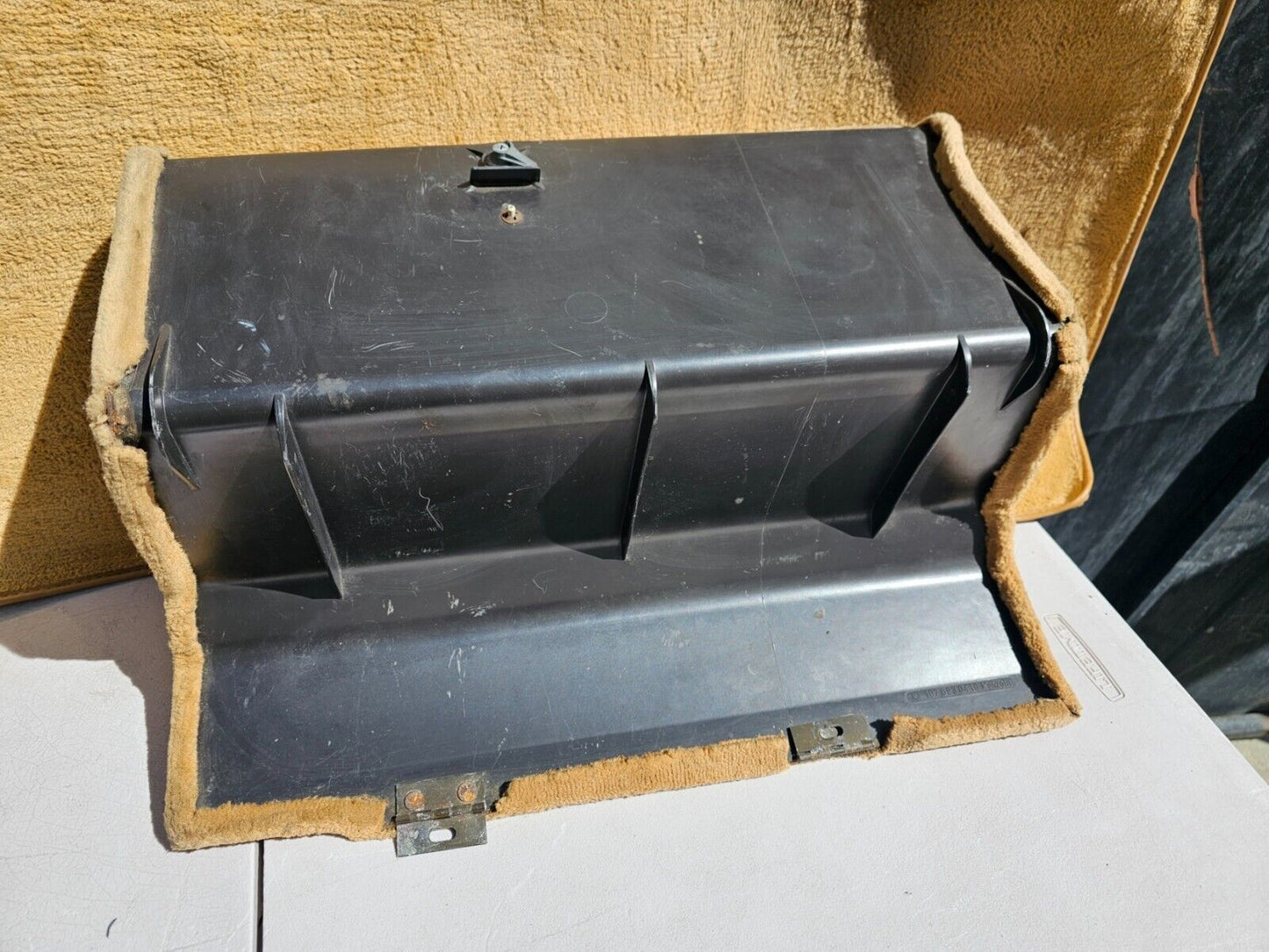 Mercedes SL Trunk battery lid cover 450sl 380sl 560 107 450 380 560sl w107 500 