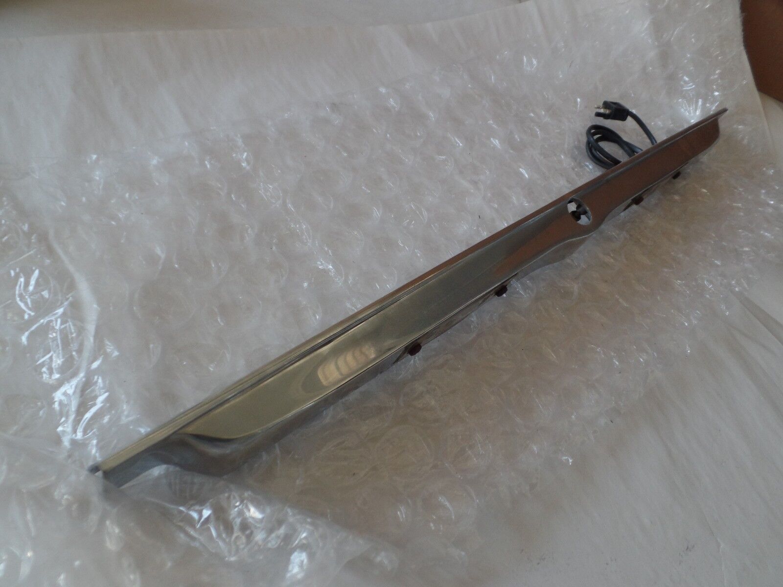 Mercedes SL Chrome trunk trim 450 380 560 slc 107 W107 molding 450sl 380sl 560sl
