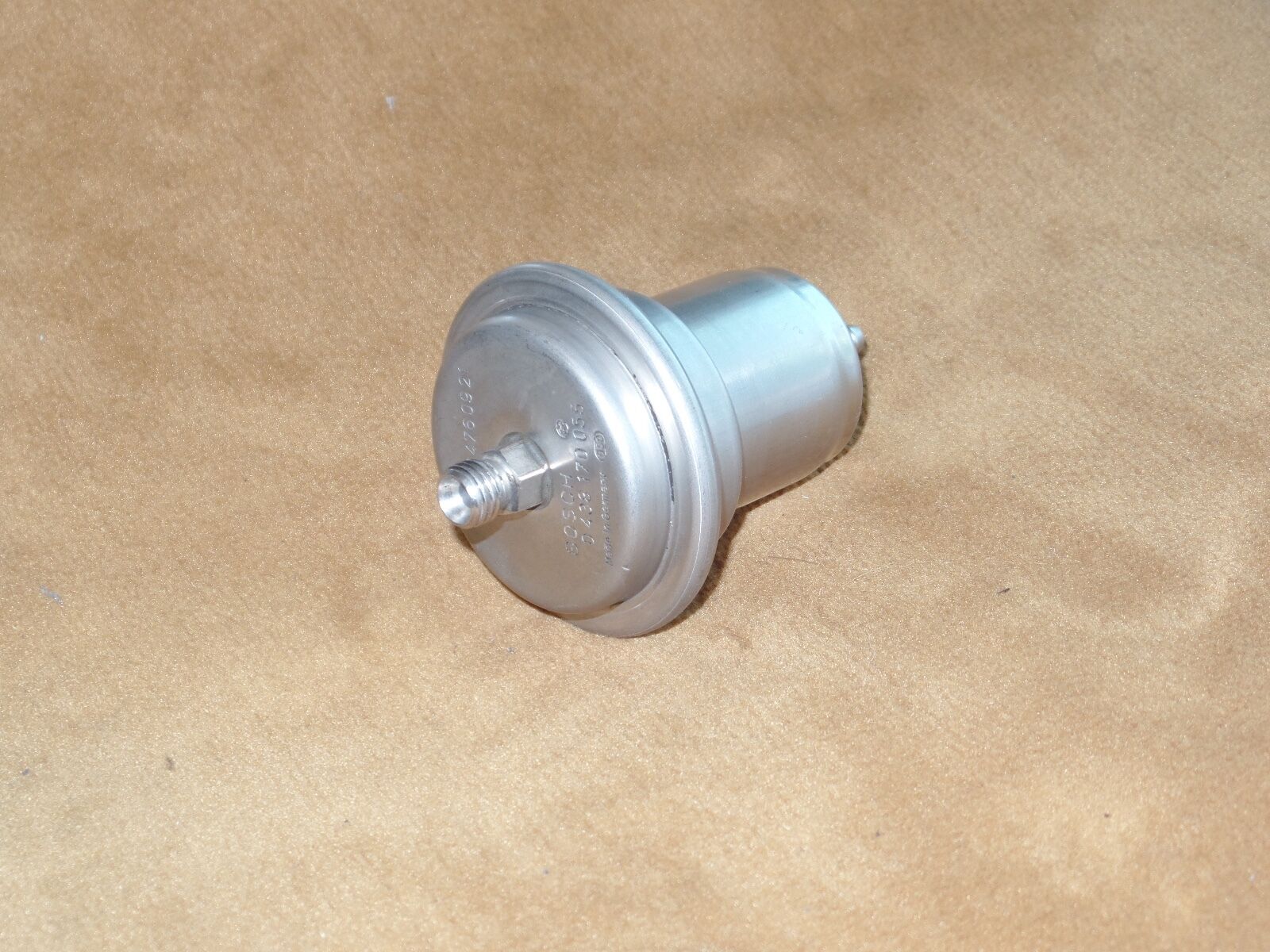 Mercedes W129 sl500 107 129 W107 560sl 500 Fuel Accumulator 0004760921 sl 300