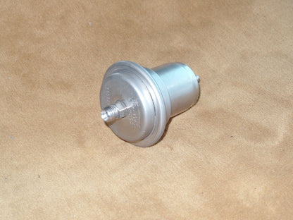 Mercedes W129 sl500 107 129 W107 560sl 500 Fuel Accumulator 0004760921 sl 300