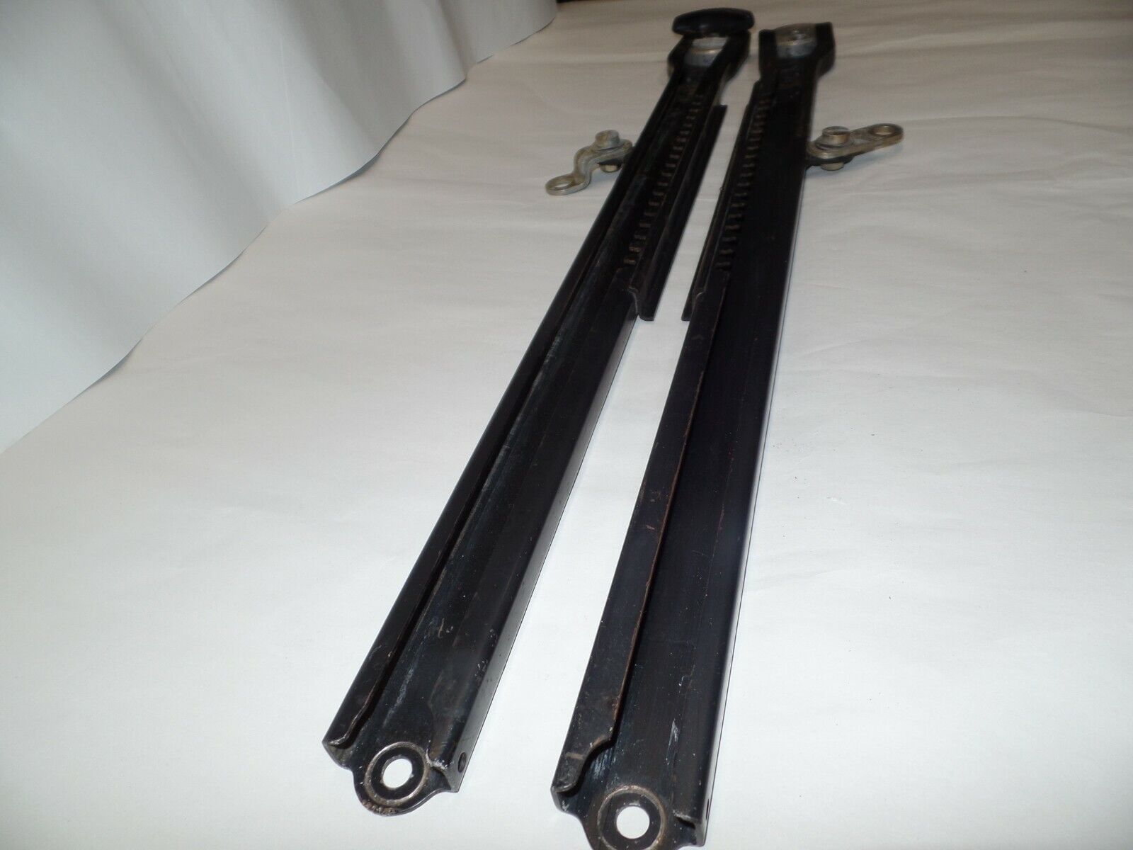 Mercedes sl 107 450sl seat rail 350 380 Rails W107 500 380 R107 Left slc track