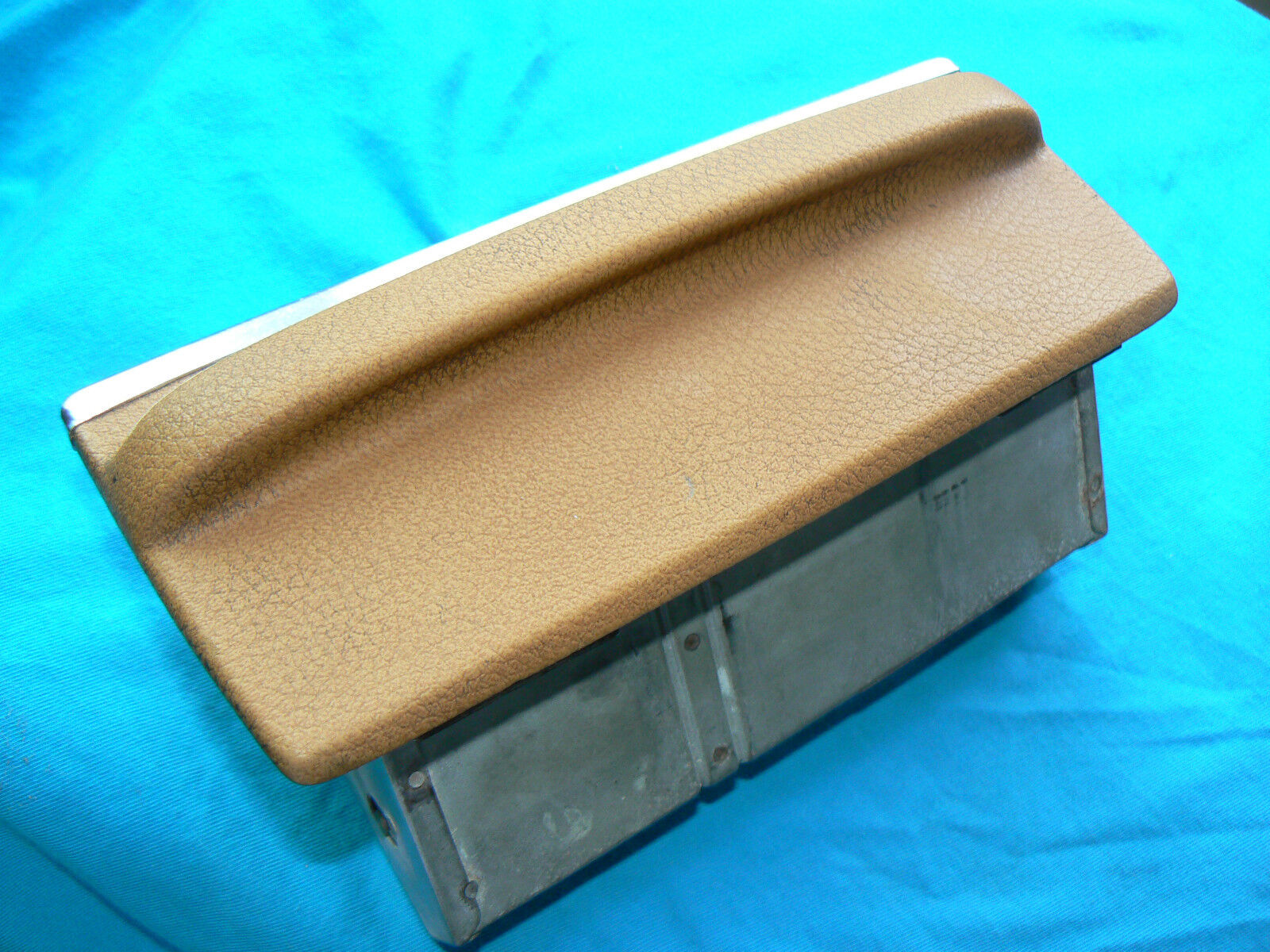 Mercedes W107 Ashtray sl 107 350 R107 450 slc 450sl 280 450sl 500 560 450SLC 