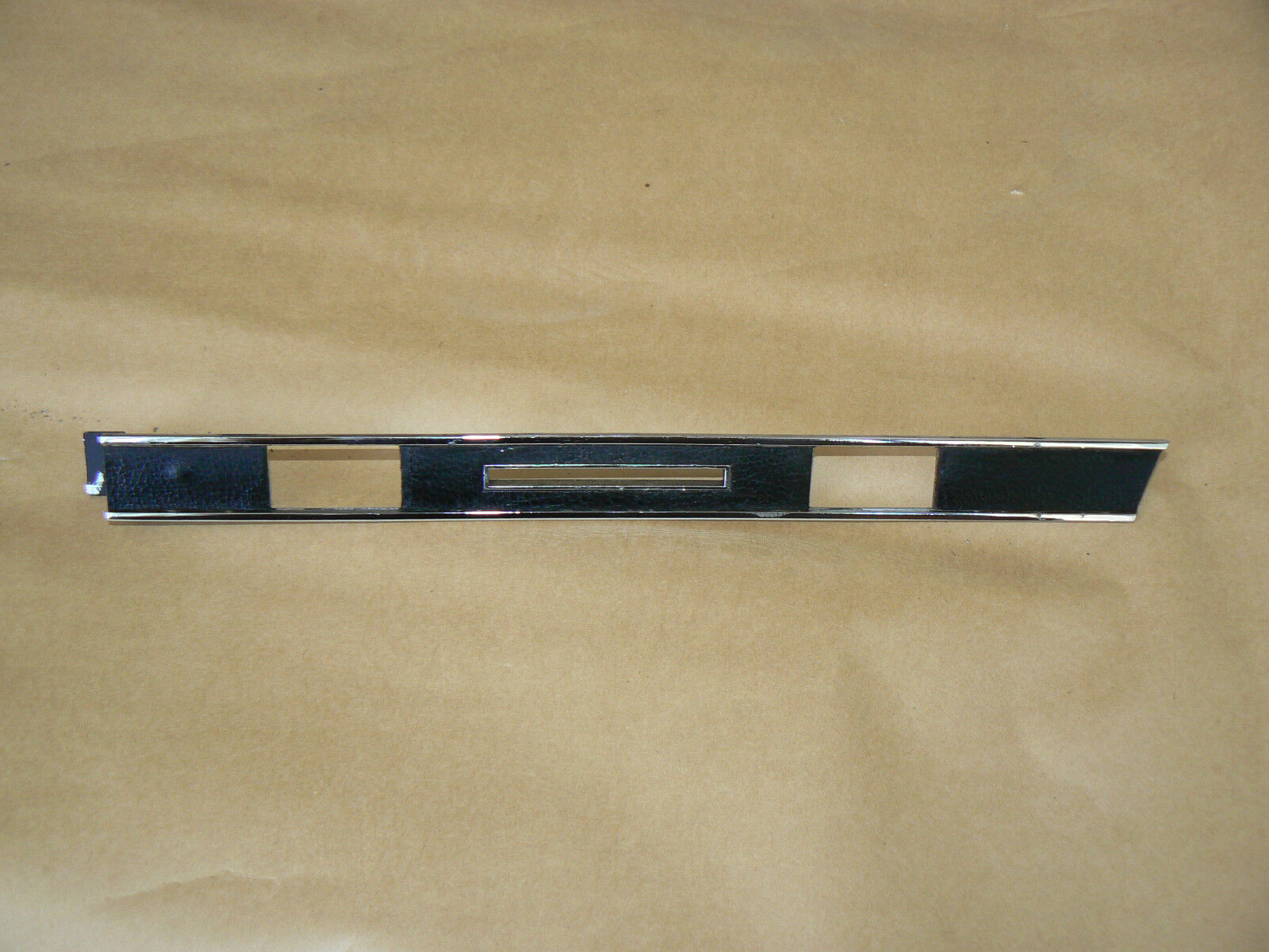MERCEDES SL W107 Dash Board trim 450sl 380sl 560 380 450 glove box 107 r107 slc