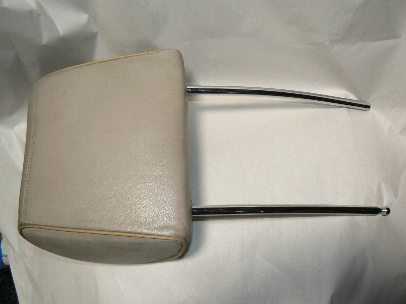 Mercedes sl 107 Seat Headrest 380sl 450sl 560sl 350sl 350 450 380 560 w107 280