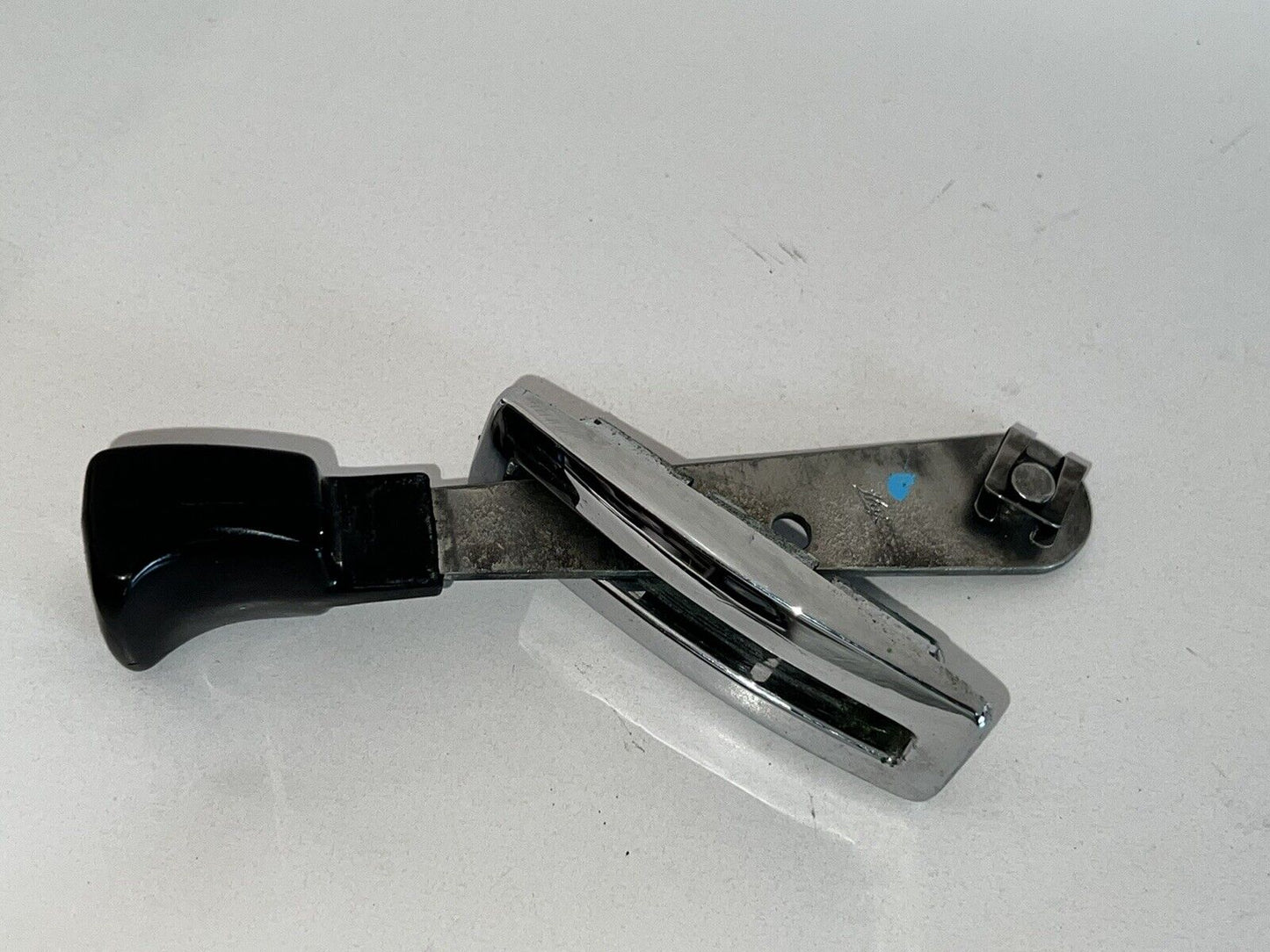 Mercedes sl 107 Seat Folder Lever 380sl 450sl 560sl SLC w107 380 350 560 handles